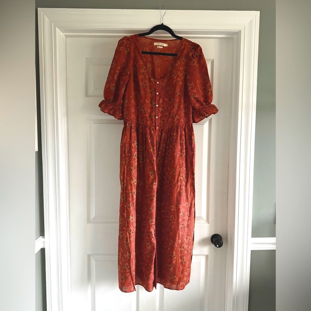 *SOLD*
Christy Dawn Dress